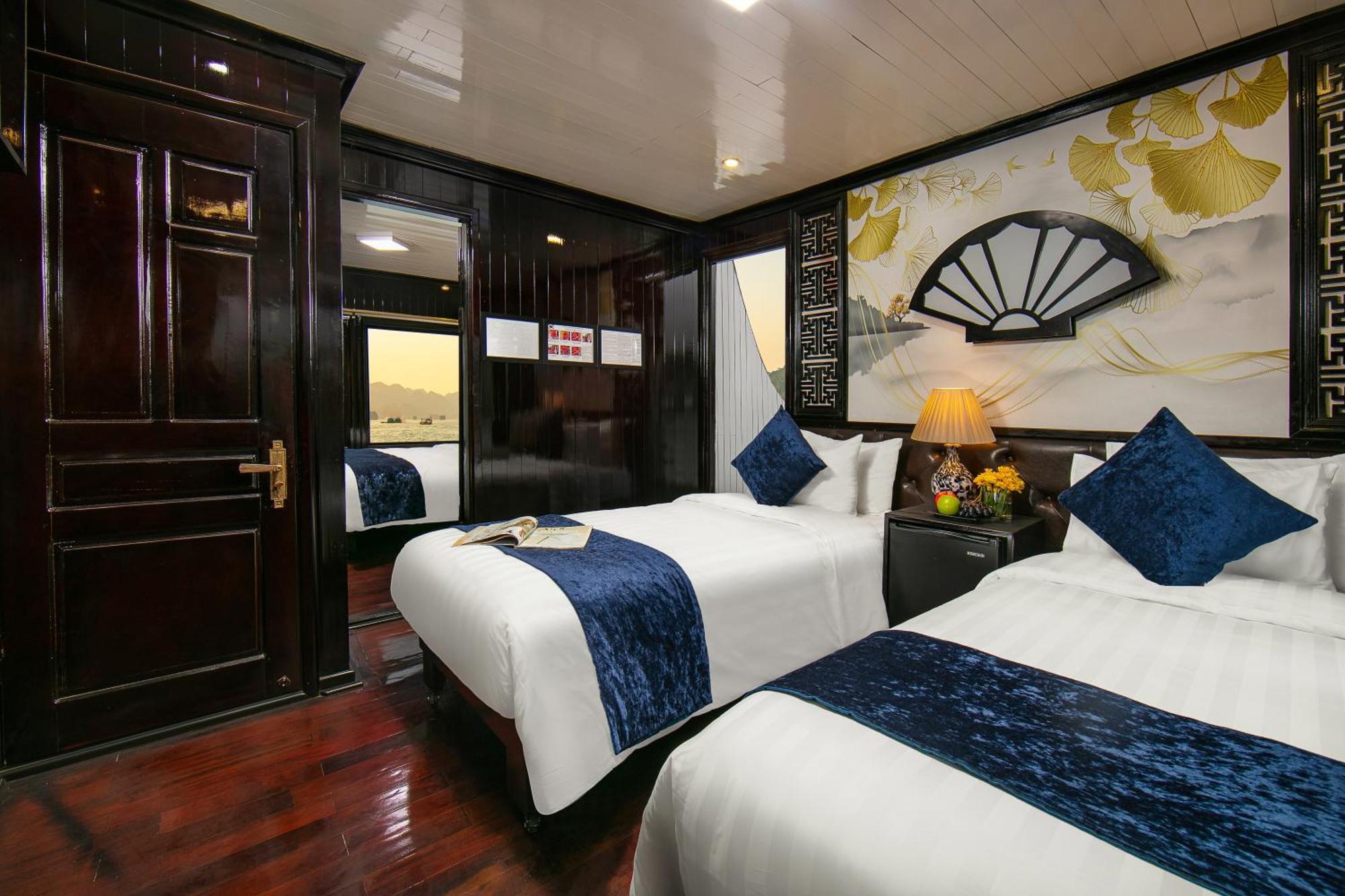 ฮาลอง แฟนตาซี ครูซ Hotel ภายนอก รูปภาพ
