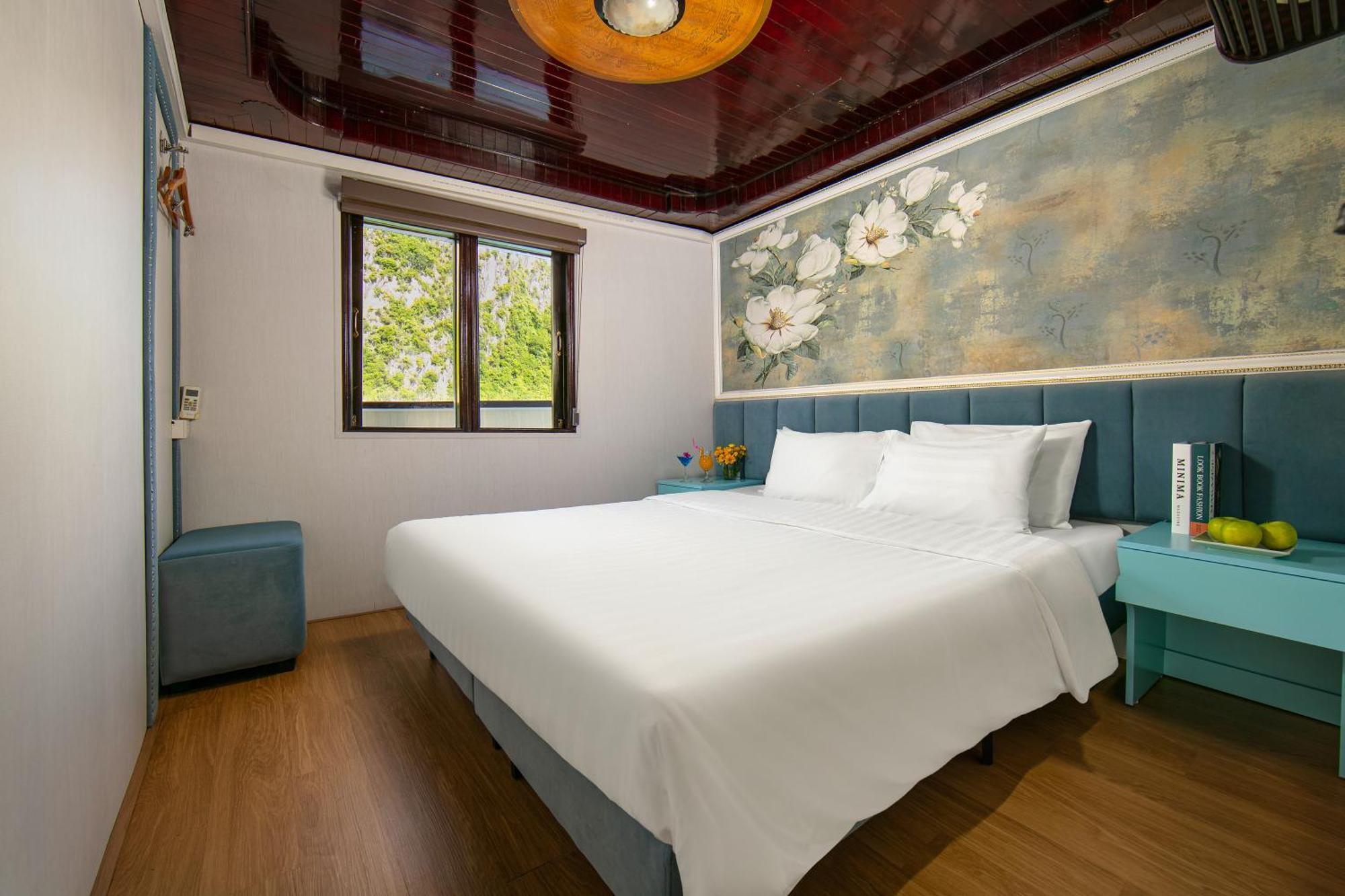 ฮาลอง แฟนตาซี ครูซ Hotel ภายนอก รูปภาพ